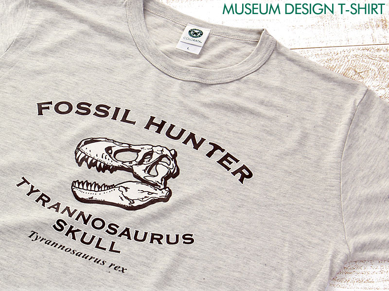 ミュージアムデザイン Tシャツ  ティラノサウルス頭骨 ライトグレー M／Lサイズ